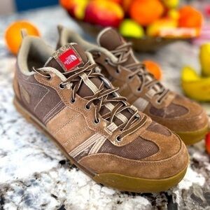 The North Face Shoes men’s size 9.5